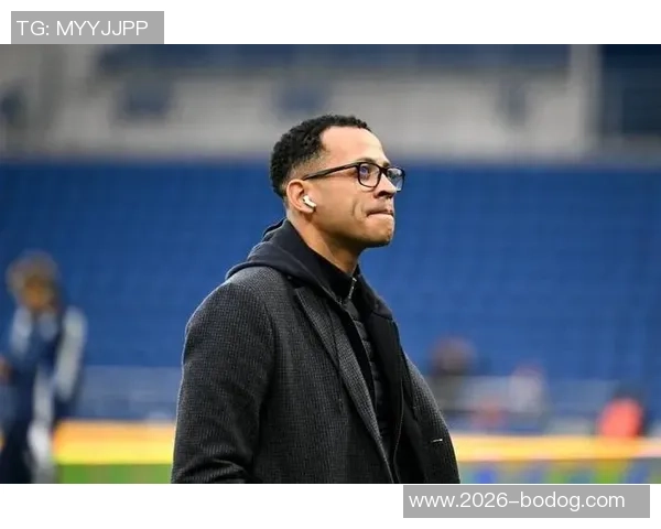 斯特拉斯堡对罗西尼尔或执教切尔西表示不满称其如小偷般悄然离去 斯特拉斯堡对罗西尼尔或执教切尔西表示不满称其如小偷般悄然离去